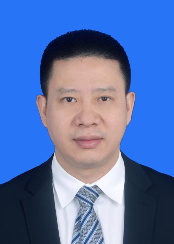 杜艳-党委委员